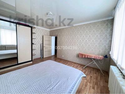 1-комнатная квартира · 60 м² · 5/9 этаж, Момышулы 4 — Момышулы тауелсиздик пересечение возле дворец школьников за 14 000 ₸ в Астане, Алматы р-н