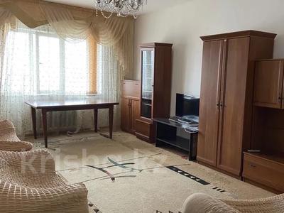 3-комнатная квартира, 60 м², 8/10 этаж помесячно, Каратал за 200 000 〒 в Талдыкоргане, Каратал