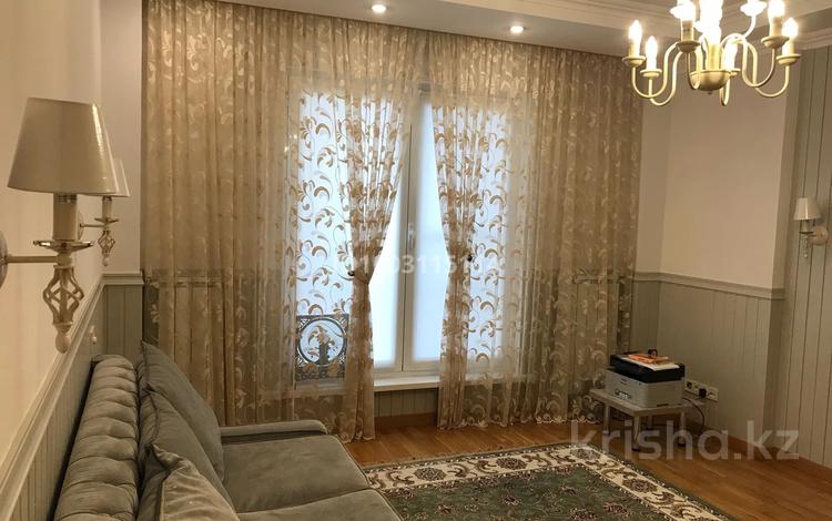 4-комнатная квартира · 157 м² · 7/8 этаж, мкр Мирас 157 за 165 млн ₸ в Алматы, Бостандыкский р-н — фото 2