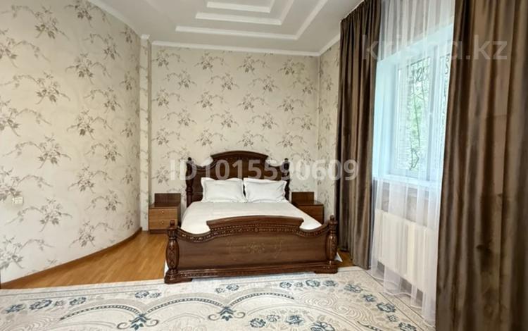 Дом · 3 комнаты · 200 м², мкр Таусамалы — Рахмбай загадывать за 50 000 ₸ в Алматы, Наурызбайский р-н — фото 2