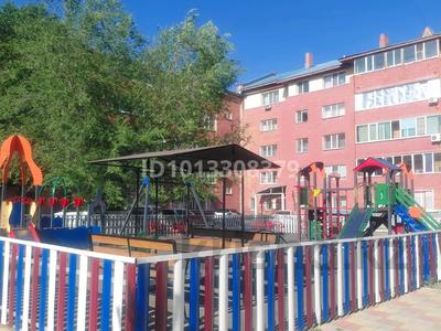 2-комнатная квартира · 60 м² · 3/5 этаж, Сатпаева 29/1 за 29 млн ₸ в Усть-Каменогорске, Ульбинский