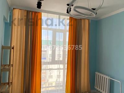 Аренда квартир в Атырауской обл.: 3-комнатная квартира · 76 м² · 5/5 этаж · помесячно, мкр Нурсая 19 за 300 000 〒 3-комнатная квартира · 76 м² · 5/5 этаж · помесячно, мкр Нурсая 19 за 300 000 〒 в Атырау