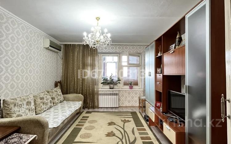 3-комнатная квартира, 57.2 м², 2/5 этаж, Сулейменова за 16.5 млн 〒 в  — фото 2