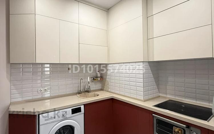 2-комнатная квартира · 40 м², Райымбека 206/12 за 33 млн ₸ в Алматы, Алмалинский р-н — фото 2