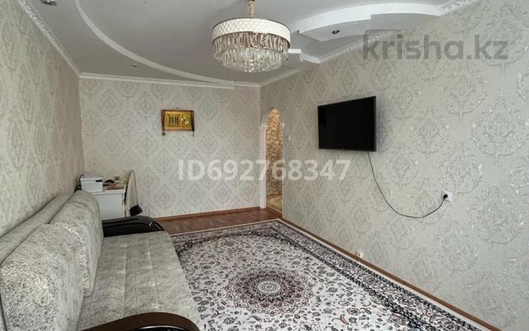 2-комнатная квартира, 56.3 м², 4/5 этаж, Санкибай батыра 169 за 16 млн 〒 в Актобе — фото 2