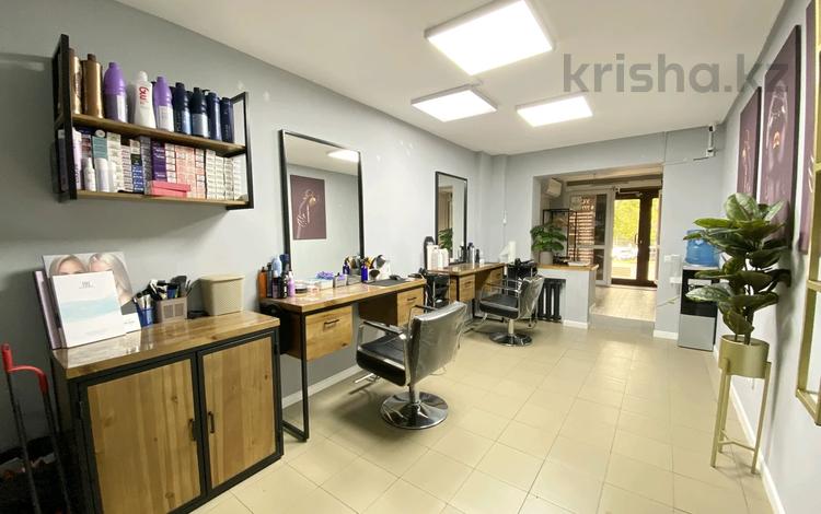Свободное назначение, магазины и бутики, салоны красоты, медцентры и аптеки · 61 м² за ~ 35 млн 〒 в Астане, Алматы р-н — фото 4