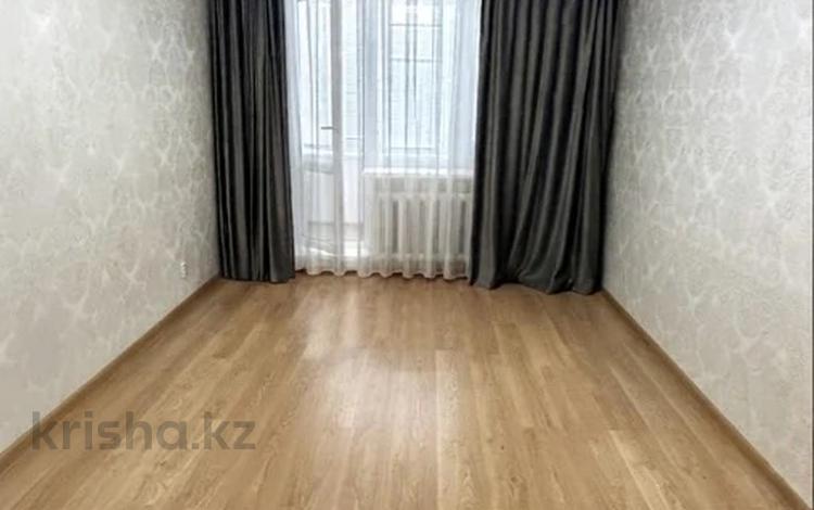 1-комнатная квартира · 34.3 м² · 8/9 этаж, мкр 4 за 14 млн ₸ в Уральске — фото 10