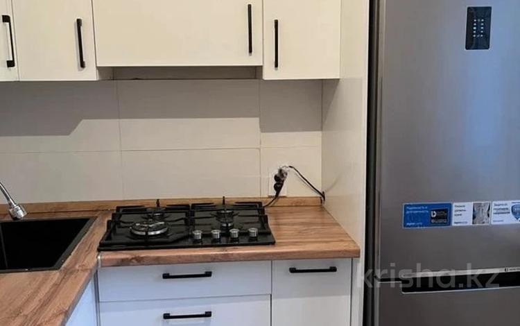 2-комнатная квартира · 45 м² · 2/4 этаж, мкр №10 за 31.5 млн ₸ в Алматы, Ауэзовский р-н — фото 5