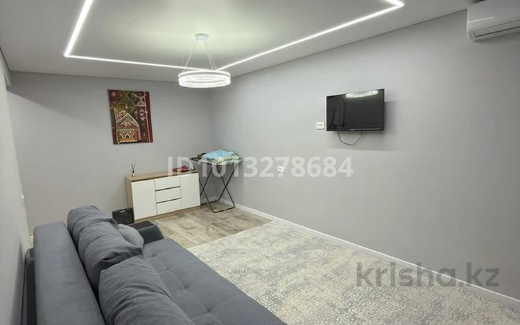 1-комнатная квартира · 35 м² · 1/5 этаж, Алашахана 19 — Бастау на против Достык за 13 млн ₸ в Жезказгане — фото 3