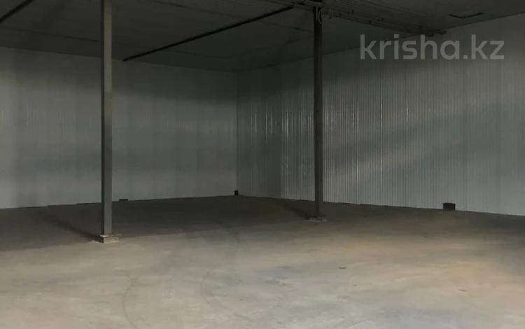 Свободное назначение, офисы, склады, кабинеты и рабочие места · 800 м² за 3.2 млн ₸ в Астане, р-н Байконур — фото 2