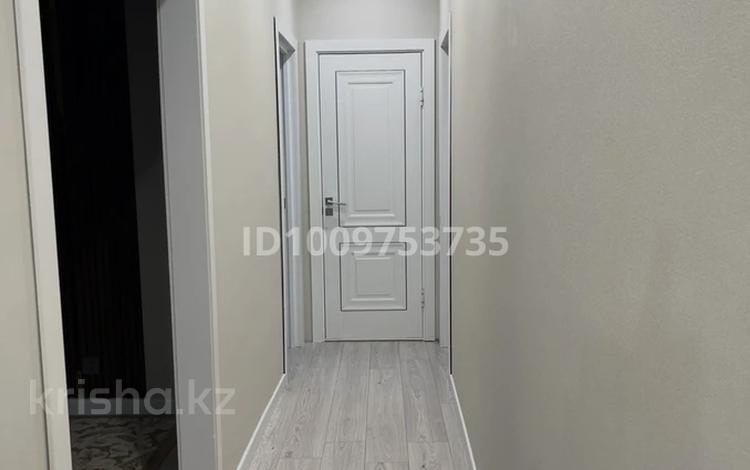 3-комнатная квартира · 72 м² · 3/9 этаж, Кургальжинское шоссе 22/1 за 280 000 〒 в Астане, Есильский р-н — фото 2