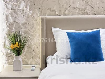 2-бөлмелі пәтер · 95 м² · 14 қабат, Мкр. Самал-3 15, бағасы: 40 000 ₸ в Алматы, Медеуский р-н