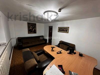 Еркін, кеңселер, кабинеттер және жұмыс орындары · 100 м², бағасы: 130 000 〒 в Талдыкоргане