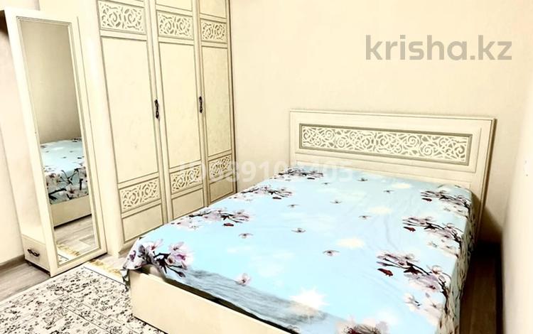 1-комнатная квартира · 40 м² · 2/5 этаж, Мухита 99 — Alem plaza за 10 000 ₸ в Уральске, мкр Школьник — фото 2