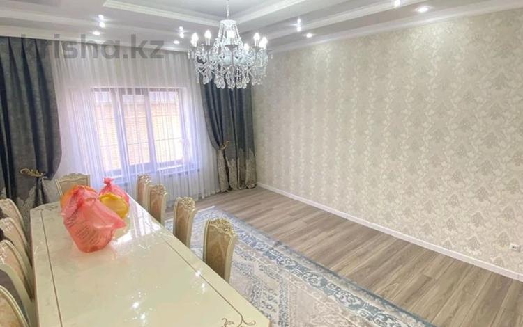 Отдельный дом • 5 комнат • 200 м² • 8 сот., Гагарина 179 за 110 млн 〒 в Талдыкоргане — фото 2