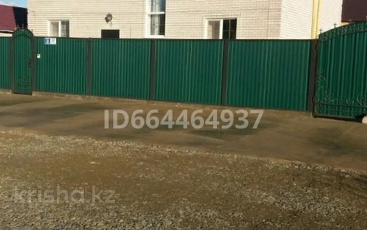 Жеке үй · 7 бөлме · 270 м² · 10 жүзд., Заречный 3 мкр, бағасы: 65 млн ₸ в Актобе, жилой массив Заречный-3 — фото 12