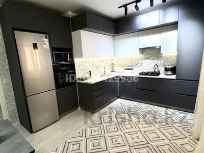 2-бөлмелі пәтер · 72.3 м² · 4/5 қабат, 8-й микрорайон, 8 микрорайон 25, бағасы: 45 млн ₸ в Костанае