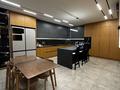 4-бөлмелі пәтер · 320 м² · 1/2 қабат, Аскар Тау 364 — Аль-Фараби, бағасы: 770 млн ₸ в Алматы, Медеуский р-н — фото 8