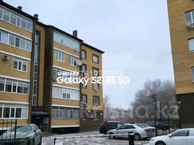2-комнатная квартира · 66.4 м² · 5/5 этаж, мкр Северо-Восток, Мкр. Северо-Восток-2 15/3 за 23 млн ₸ в Уральске