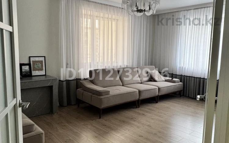4-бөлмелі пәтер · 110 м² · 5/10 қабат, Ахмет Байтурсынулы 43, 43/2, 43/3, 43/4, блок 1, бағасы: 85.5 млн ₸ в Астане, Алматы р-н — фото 2