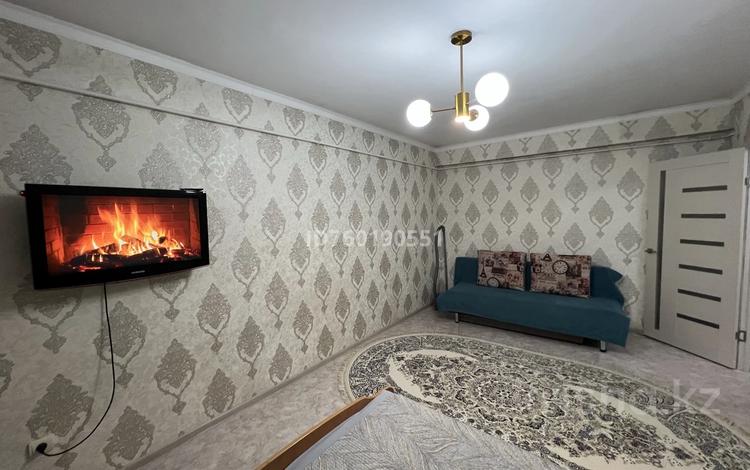1-комнатная квартира · 56 м² · 3/9 этаж, Увалиева 8/1 за 12 000 ₸ в Усть-Каменогорске, Ульбинский — фото 51