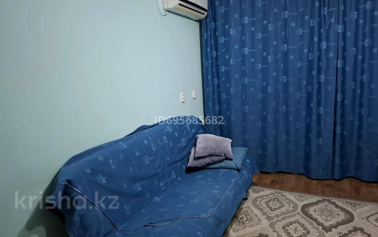 2-комнатная квартира · 45 м² · 2/3 этаж, мкр Центральный, Махамбета — Насиха за 1 000 ₸ в Атырау — фото 2