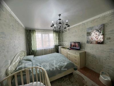 4-комнатная квартира, 74 м², 5/5 этаж, Менделеева 11 — Бережинского за 26 млн 〒 в Казцик