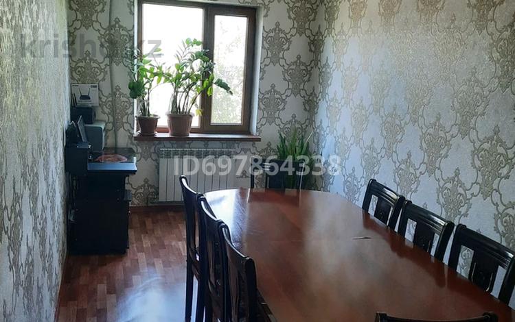 3-комнатная квартира · 58 м² · 4/5 этаж, Қабанбай батыр — С зади остановки за 19.5 млн ₸ в Шымкенте, Аль-Фарабийский р-н — фото 12