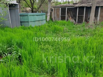 Дача · 2 комнаты · 30 м² · 6.7 сот., мкр Бозарык за 10 млн 〒 в Шымкенте, Абайский р-н