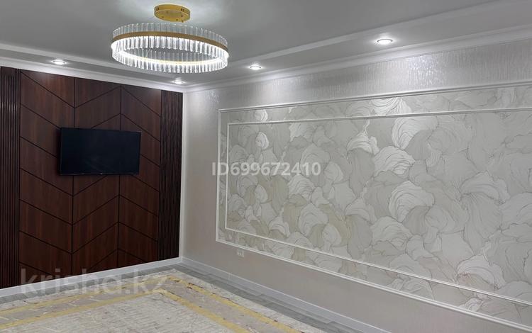 2-комнатная квартира · 70 м² · 6/6 этаж, 39-й мкр 12 за 18 млн ₸ в Актау — фото 2