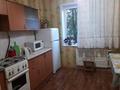 1-комнатная квартира · 42 м² · 1/5 этаж, улица Байтурсынова 37 — Утепбаева 50 за 10 000 ₸ в Семее