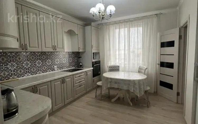 3-комнатная квартира, 80 м², 12/16 этаж, Кошкарбаева за 37.5 млн 〒 в Астане, Алматы р-н — фото 6