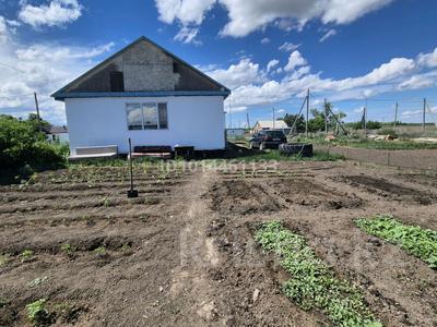 Жеке үй · 4 бөлме · 130 м² · 10 жүзд., Отемис 2а — У окрайни на главной улице, бағасы: 17.5 млн ₸ в Акмоле