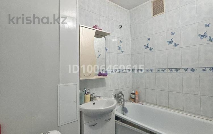 2-комнатная квартира · 49 м² · 4/5 этаж, Ескалиева — Юбилейный за 150 000 ₸ в Уральске — фото 2