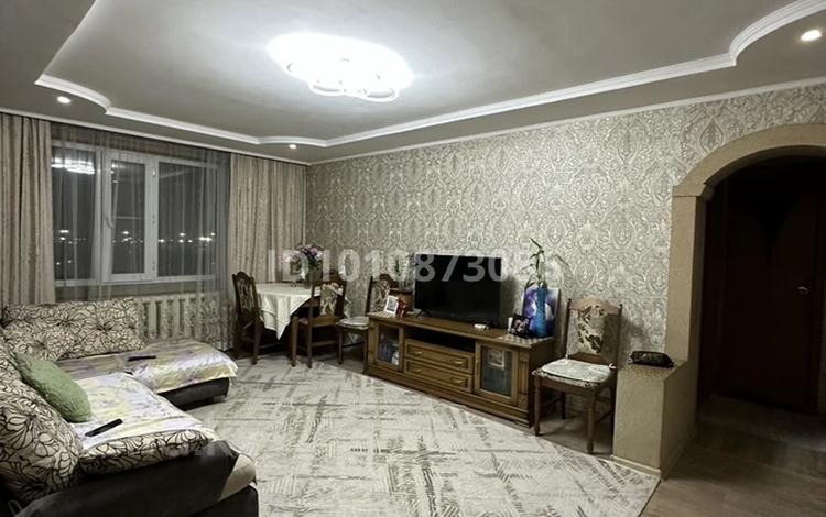 3-комнатная квартира · 62.1 м² · 10/10 этаж, 8 марта 102 117 — 72 квартал за 35 млн ₸ в Семее — фото 2
