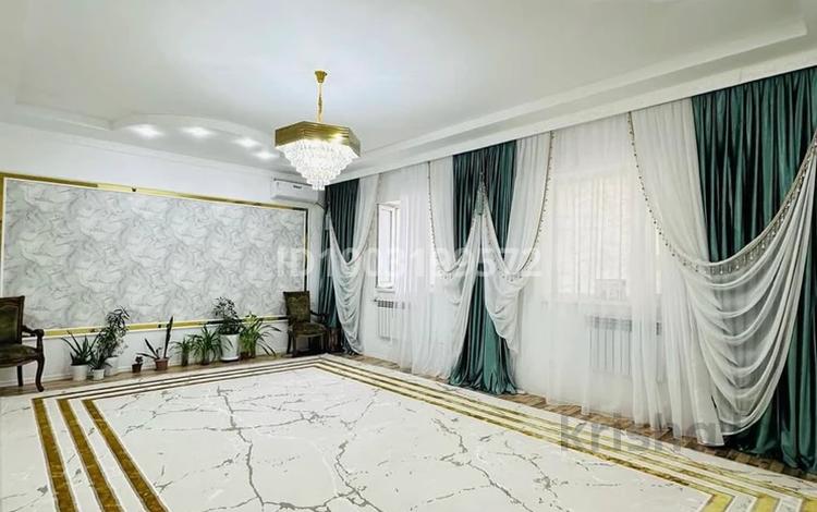 Отдельный дом · 9 комнат · 332 м² · 15 сот., Досаев 84 — 5 квартал за 45 млн 〒 в  — фото 2