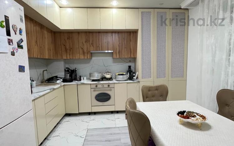4-комнатная квартира · 122.6 м² · 2/5 этаж, мкр. Алтын орда за 42.5 млн ₸ в Актобе — фото 2