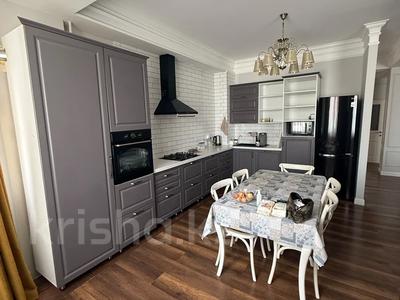 4-бөлмелі пәтер · 170 м² · 2/4 қабат, 1В ш/а. 40 — Акбота парк, ШУМ, бағасы: 600 000 ₸ в Актау, 1В мкр