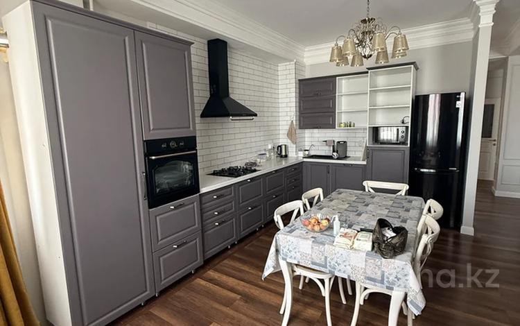 4-бөлмелі пәтер · 170 м² · 2/4 қабат, 1В ш/а. 40 — Акбота парк, ШУМ, бағасы: 600 000 ₸ в Актау, 1В мкр — фото 2