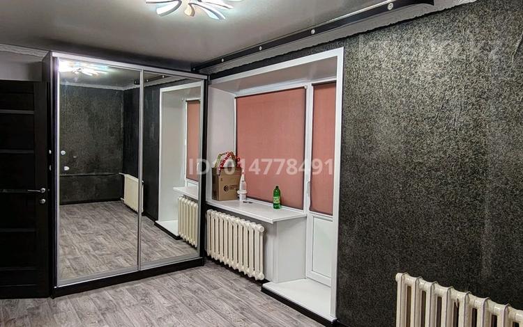 2-бөлмелі пәтер · 41 м² · 5/5 қабат, 4-й мкр. 8, бағасы: 9.5 млн ₸ в Лисаковске — фото 2