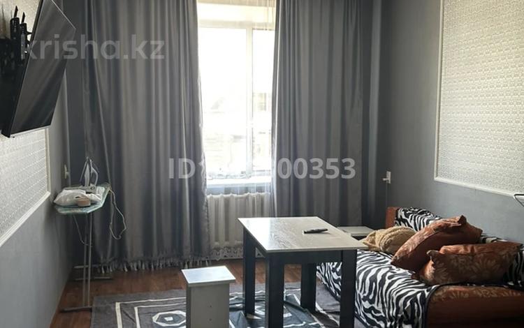 2-бөлмелі пәтер · 54 м² · 1/2 қабат, мкр Фёдоровка 24 — Перронная, бағасы: 9 млн ₸ в Караганде, Казыбек би р-н — фото 2