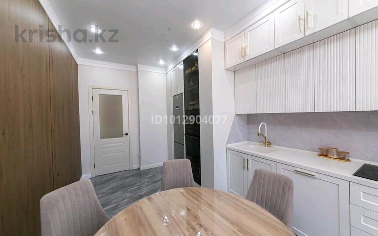 3-комнатная квартира · 85 м² · 7/18 этаж, Калдаякова за 63.6 млн ₸ в Астане, Сарайшык р-н — фото 3