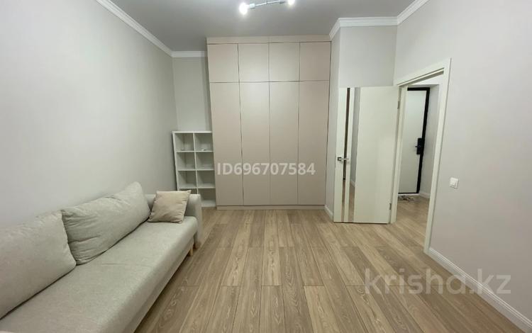 1-комнатная квартира · 40 м² · 6/9 этаж, Туран 43/1 за 260 000 ₸ в Астане, Нура р-н — фото 2