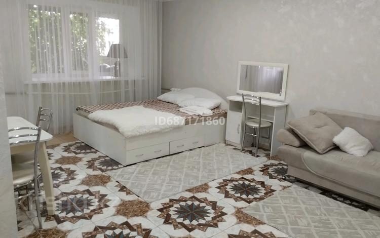 1-комнатная квартира · 36 м² · 1/5 этаж, Кенесары 15 за 22 000 ₸ в Бурабае — фото 2