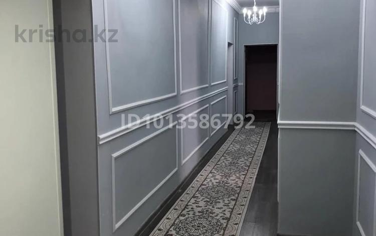 5-бөлмелі пәтер · 149 м² · 1/2 қабат, Мұнайшы ш/а., Огородная 36 а, бағасы: 22.8 млн ₸ в Атырау, мкр Мунайшы — фото 2