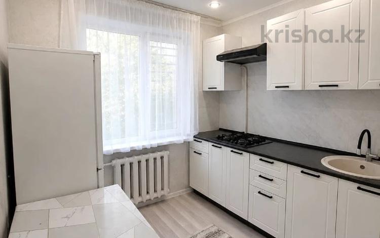 2-комнатная квартира · 45 м² · 5/5 этаж, Строитель за 15.5 млн ₸ в Уральске — фото 2