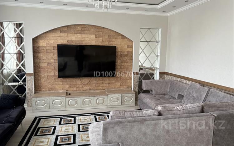 2-комнатная квартира · 60 м² · 8/8 этаж, Улы Дала 54 — Сауран за 359 000 ₸ в Астане, Есильский р-н — фото 2