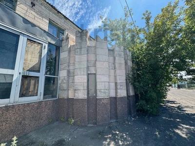 Свободное назначение, офисы, магазины и бутики, общепит, салоны красоты, бани, гостиницы и зоны отдыха, медцентры и аптеки, образование, развлечения · 880 м² за 75 млн 〒 в 