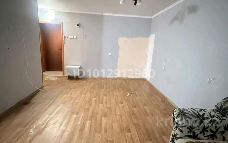 1-комнатная квартира · 30 м² · 2/5 этаж, 66 квартал 8 за 9.5 млн ₸ в Семее — фото 2