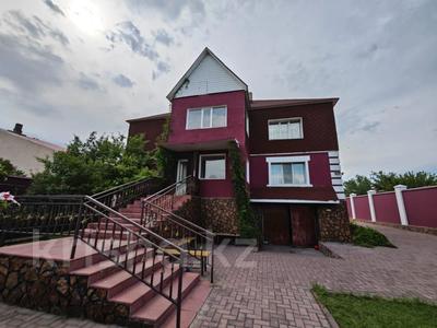 Отдельный дом · 10 комнат · 387 м² · 10 сот., Бостандык 52 за 65 млн 〒 в Семее